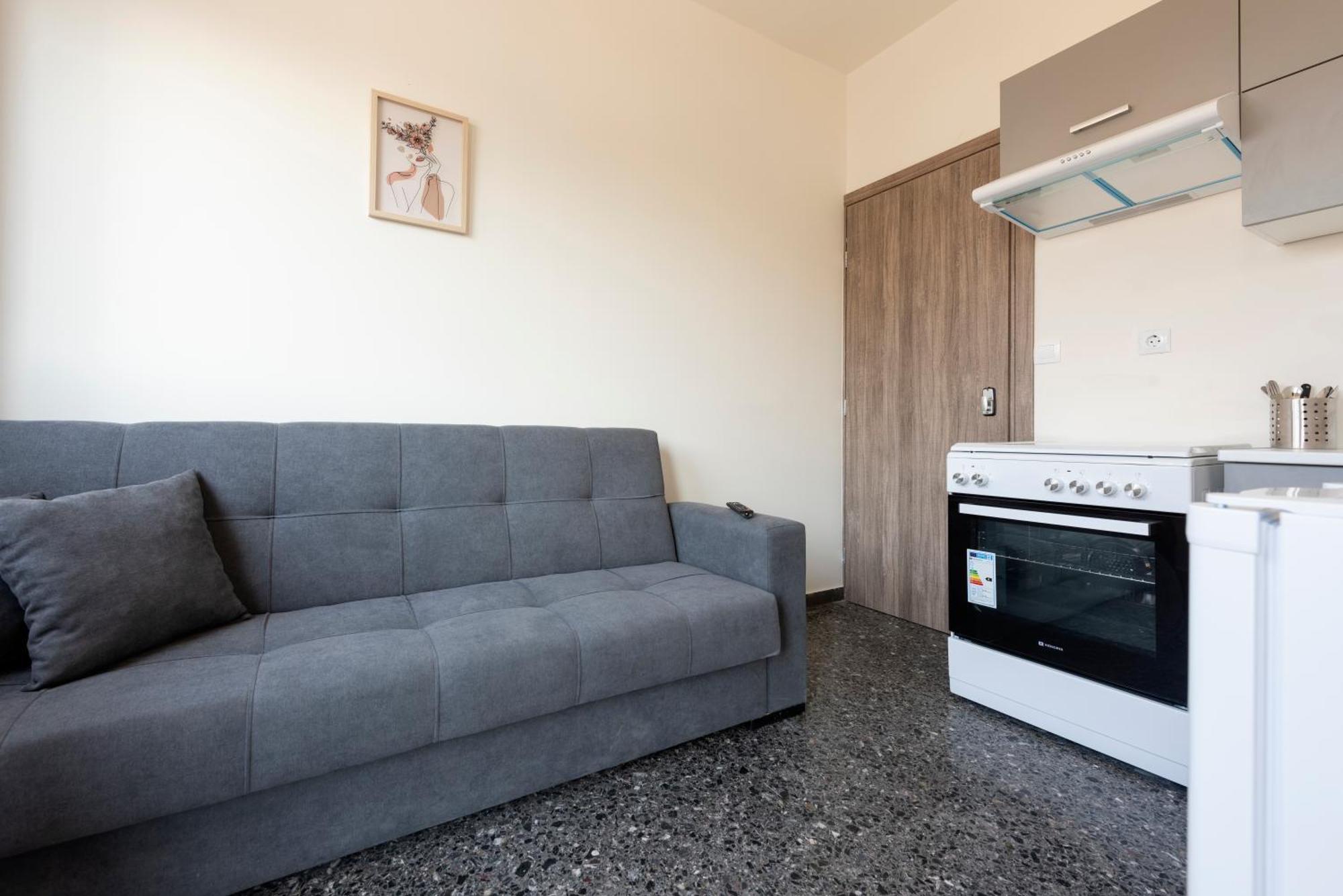 Liberal Mini Rooms & Suites เอเธนส์ ภายนอก รูปภาพ